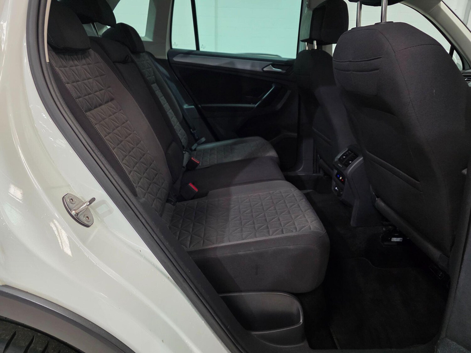 Used Volkswagen Tiguan 2022 for sale - 76247667: Photo 25