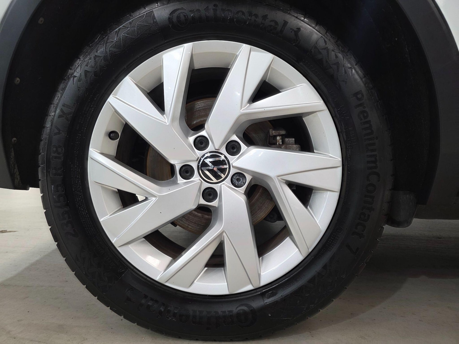 Used Volkswagen Tiguan 2022 for sale - 76247667: Photo 32