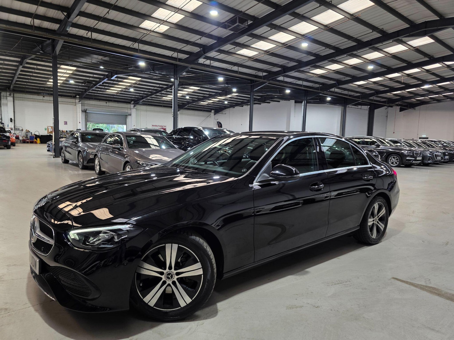 Used Mercedes-Benz C-Class 2022 for sale - 75990188: Photo 1