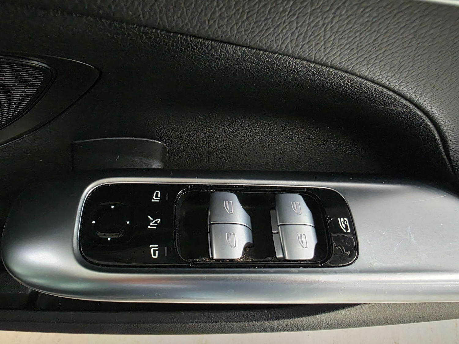 Used Mercedes-Benz C-Class 2022 for sale - 75990188: Photo 21