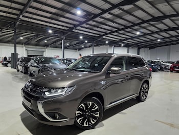 Used Mitsubishi Outlander 2015 for sale - 77395995: Photo