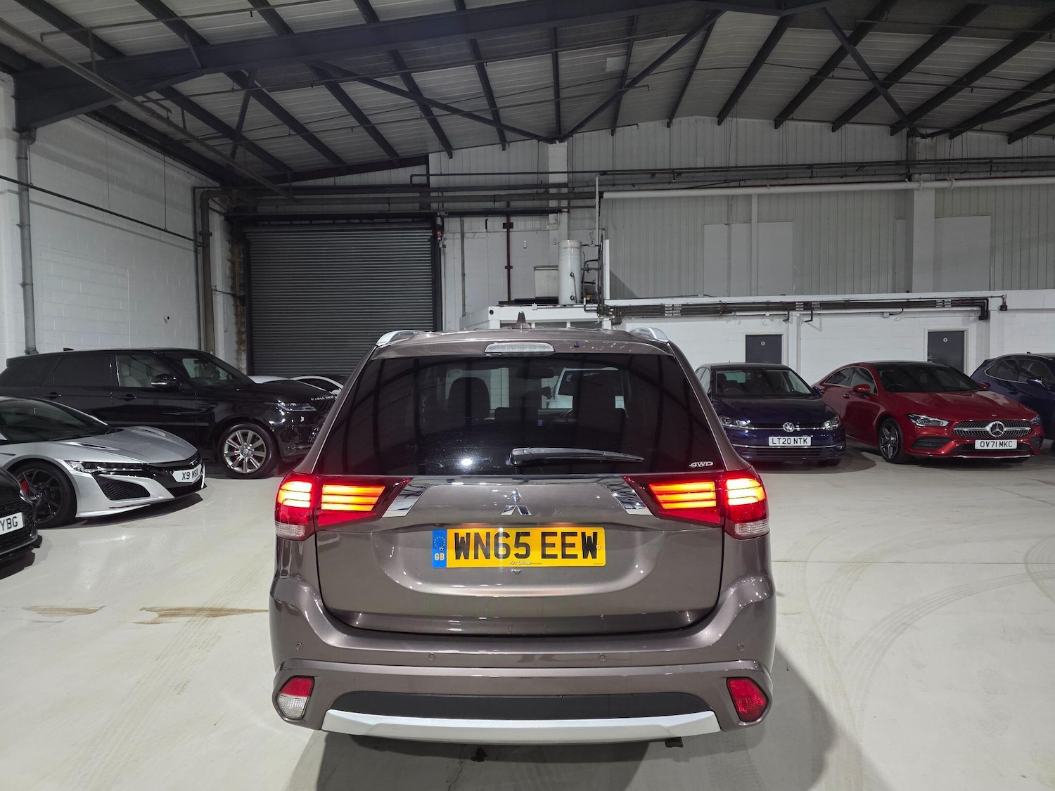 Used Mitsubishi Outlander 2015 for sale - 77395995: Photo 4