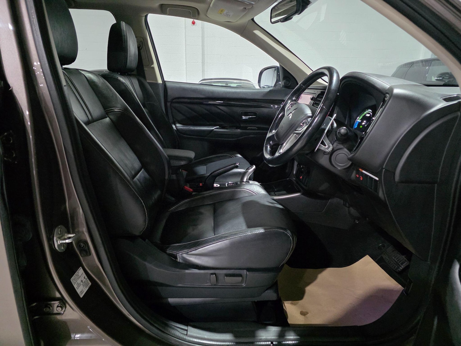 Used Mitsubishi Outlander 2015 for sale - 77395995: Photo 6