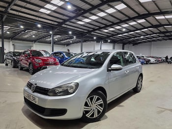 Used Volkswagen Golf 2010 for sale - 77524907: Photo