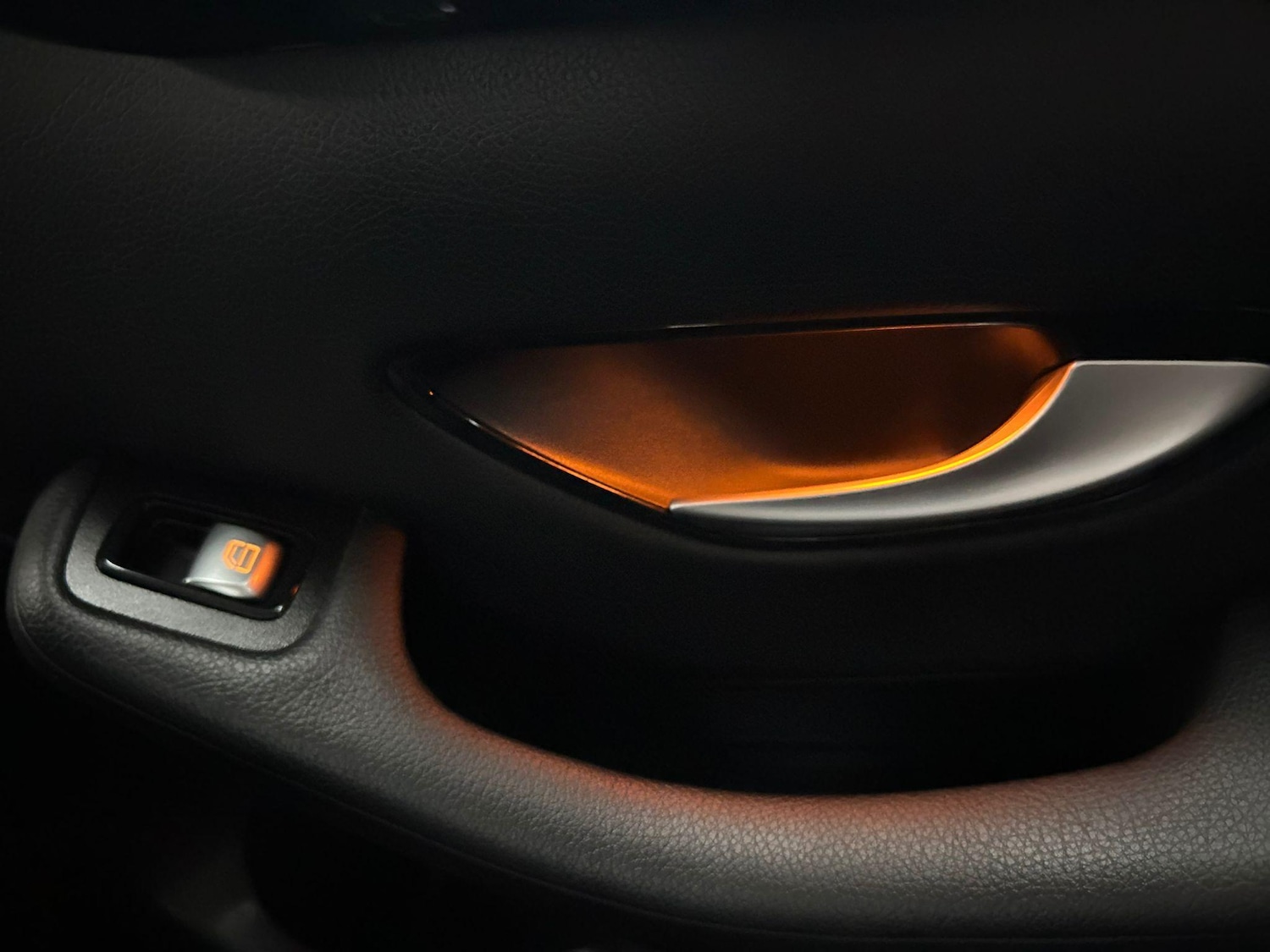 Used Mercedes-Benz GLC 2020 for sale - 76987665: Photo 21