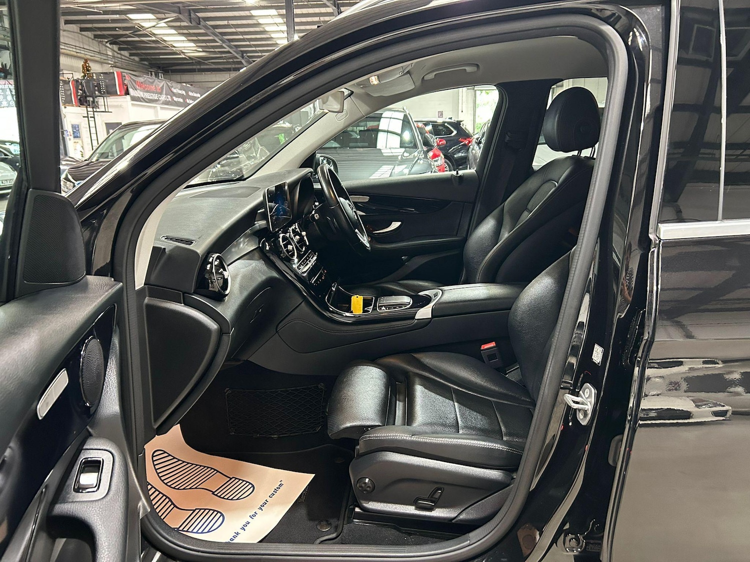 Used Mercedes-Benz GLC 2020 for sale - 76987665: Photo 30