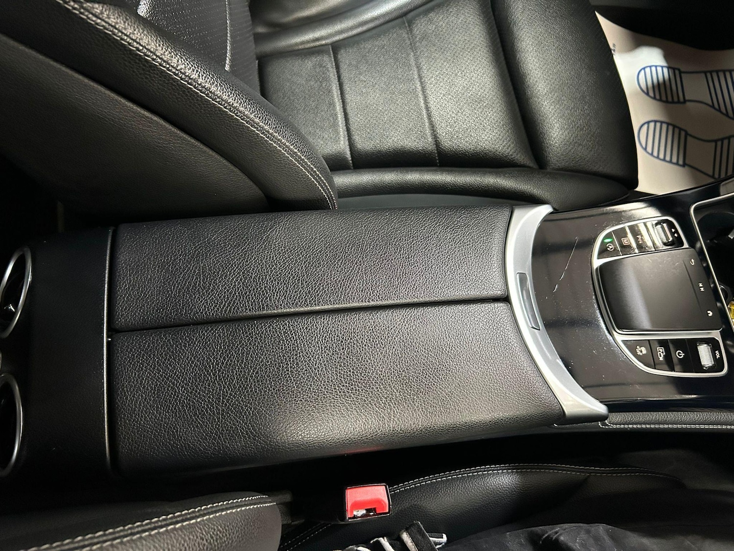 Used Mercedes-Benz GLC 2020 for sale - 76987665: Photo 32