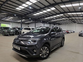 Used Toyota RAV4 2017 for sale - 78100644: Photo