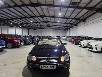 Used Mercedes-Benz CLK 2004 for sale - 77016595: Photo