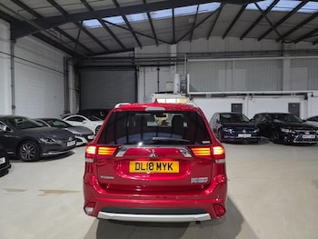 Used Mitsubishi Outlander 2018 for sale - 76801046: Photo