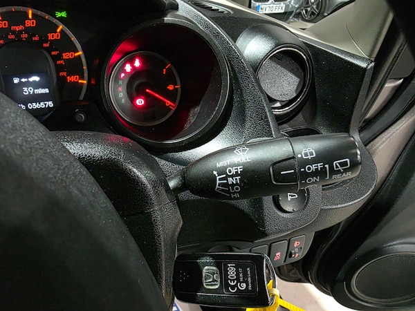 Used Honda Jazz 2012 for sale - 76095076: Photo 15
