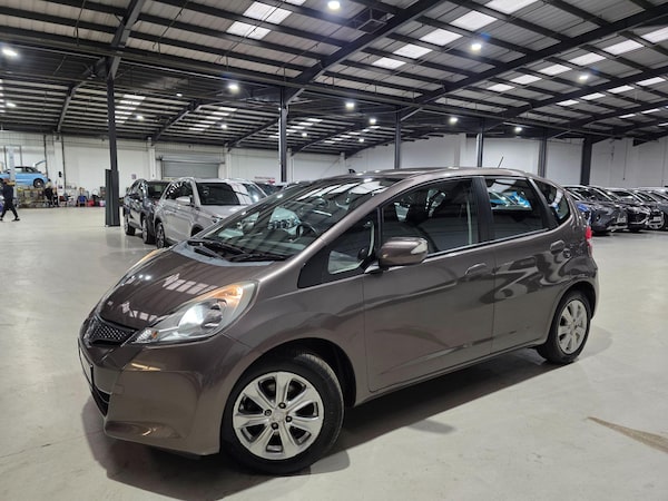 Used Honda Jazz 2012 for sale - 76095076: Photo 1