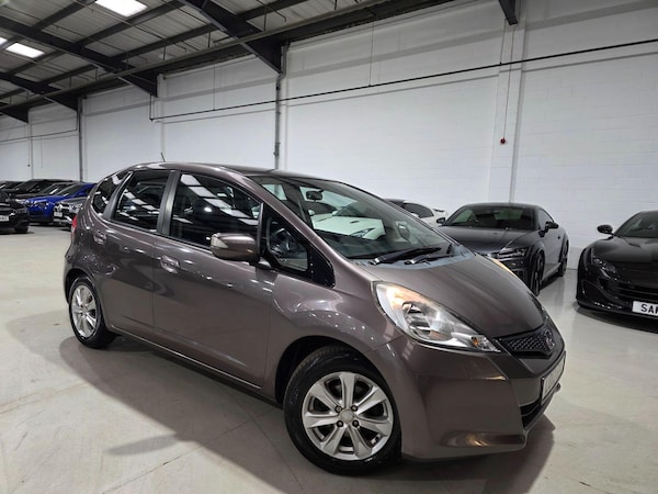 Used Honda Jazz 2012 for sale - 76095076: Photo 3