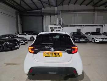 Used Toyota Yaris 2020 for sale - 76991578: Photo