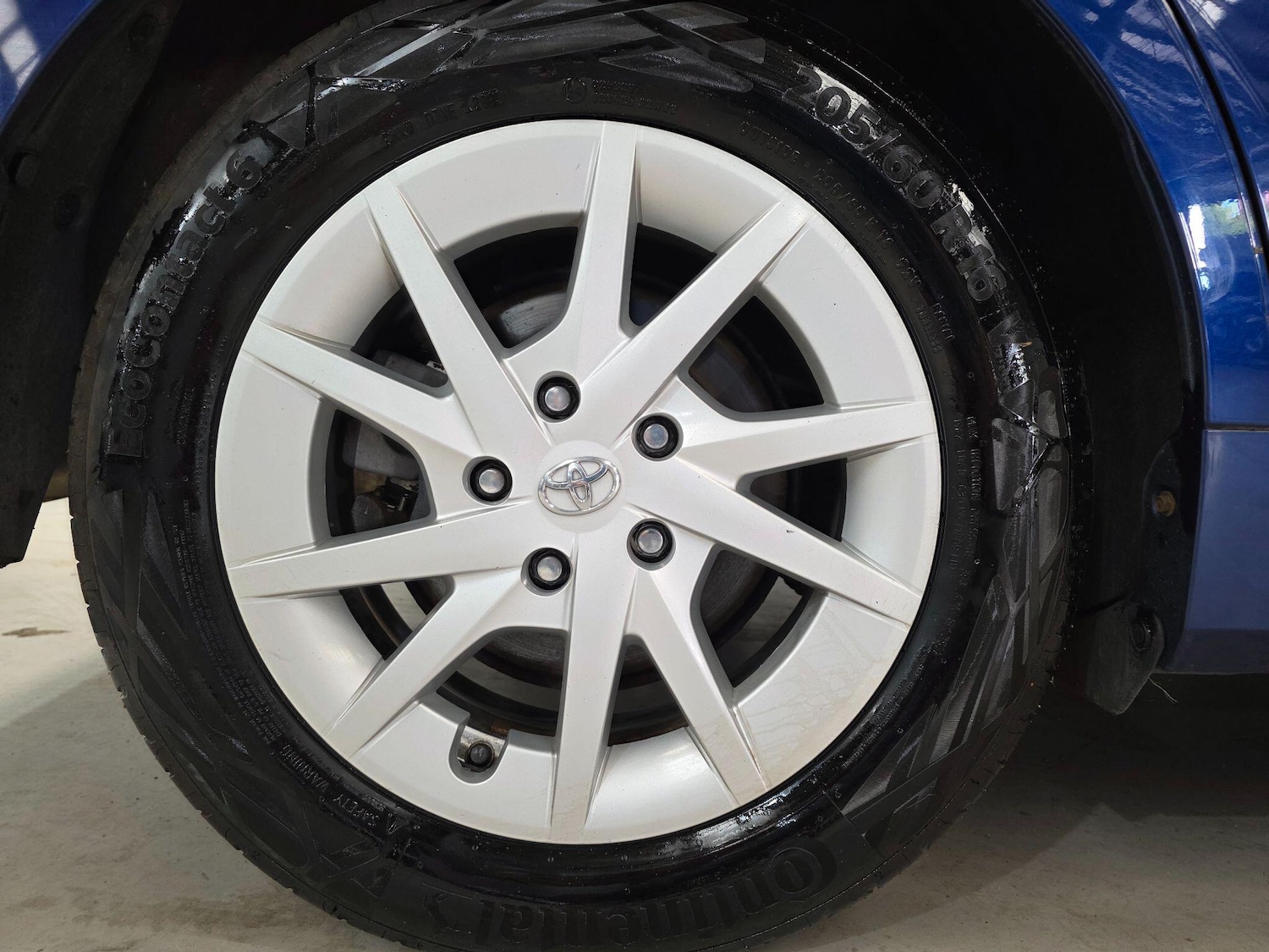 Used Toyota Prius 2018 for sale - 76990762: Photo 28