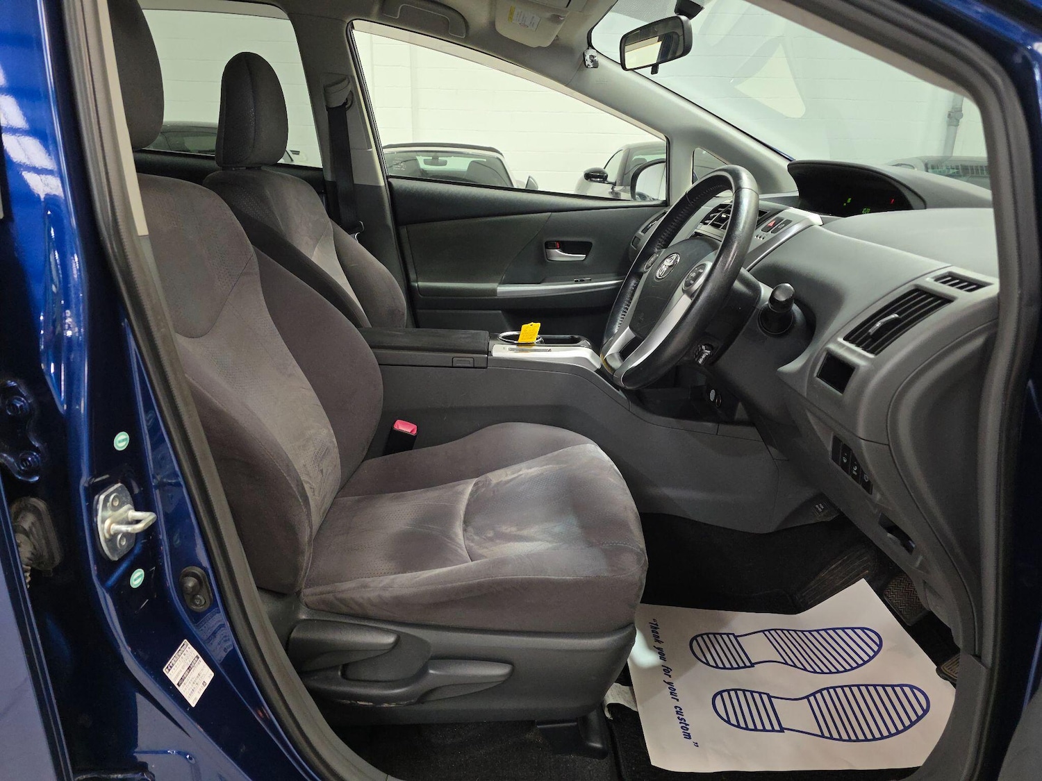 Used Toyota Prius 2018 for sale - 76990762: Photo 6