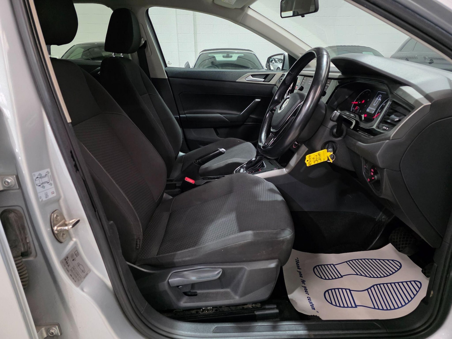 Used Volkswagen Polo 2021 for sale - 77670458: Photo 6