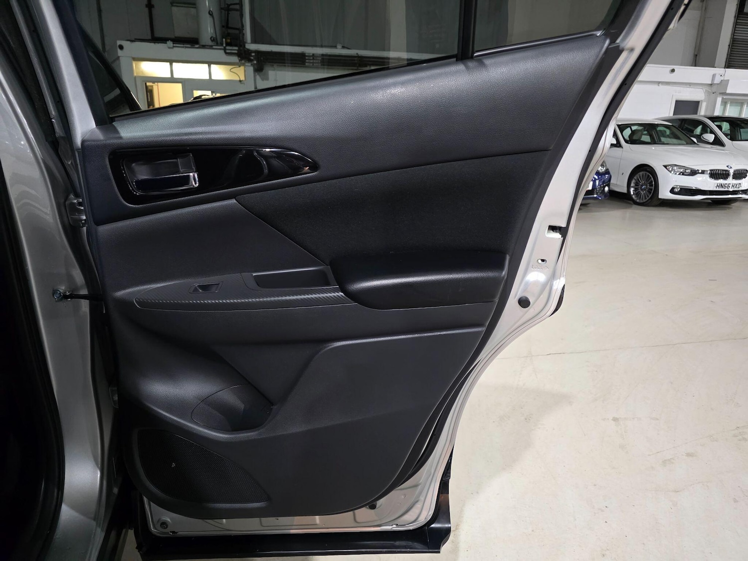 Used Mitsubishi Eclipse Cross 2018 for sale - 76377644: Photo 21