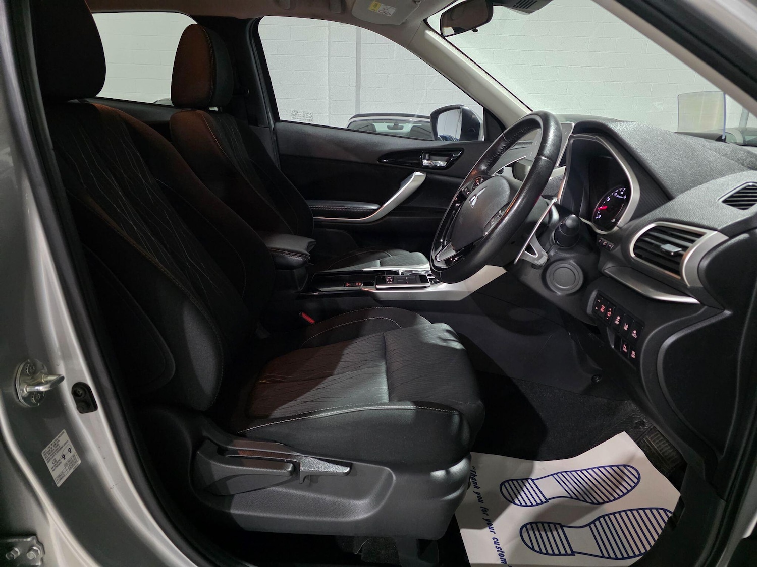 Used Mitsubishi Eclipse Cross 2018 for sale - 76377644: Photo 6