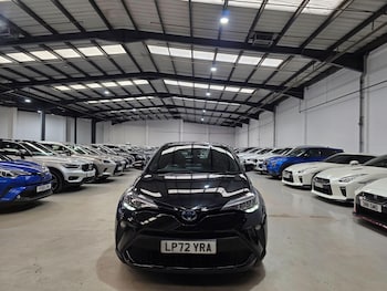 Used Toyota C-HR 2023 for sale - 78448349: Photo