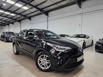 Used Toyota C-HR 2023 for sale - 78448349: Photo