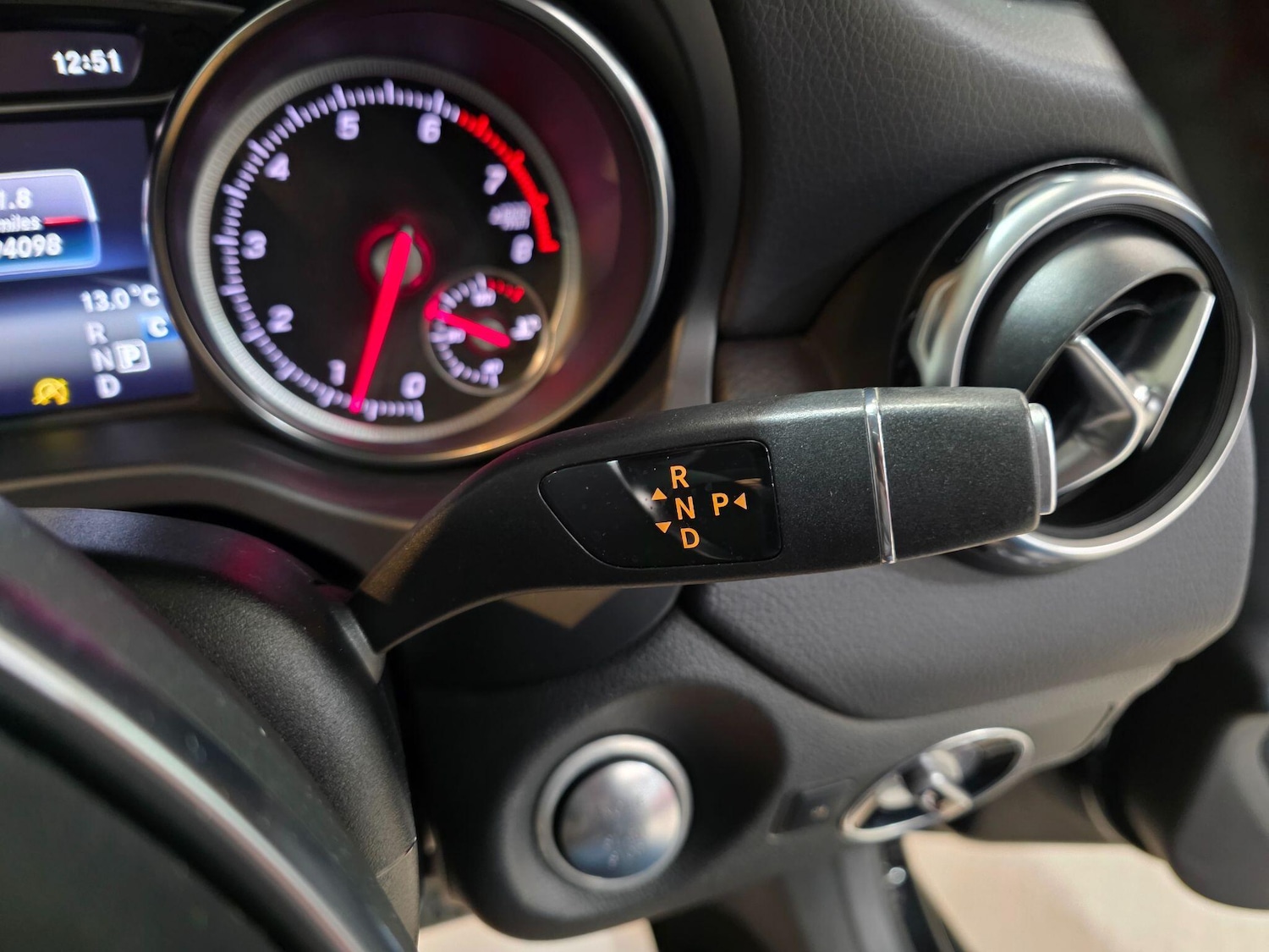 Used Mercedes-Benz GLA 2018 for sale - 76584510: Photo 23