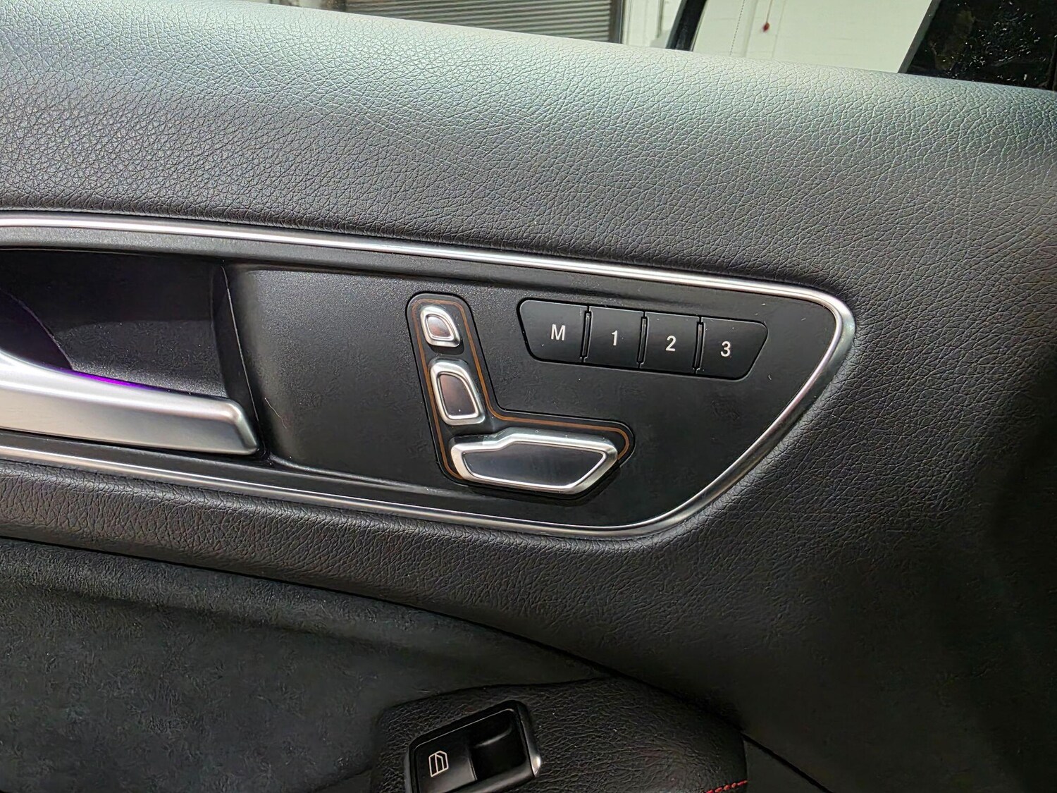 Used Mercedes-Benz GLA 2018 for sale - 76584510: Photo 30