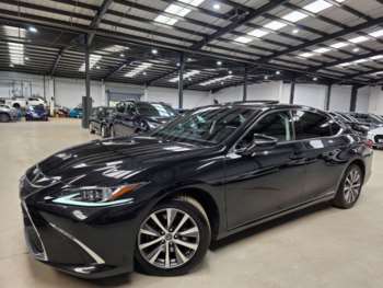2019 (69) - 2.5 300h E-CVT Euro 6 (s/s) 4dr