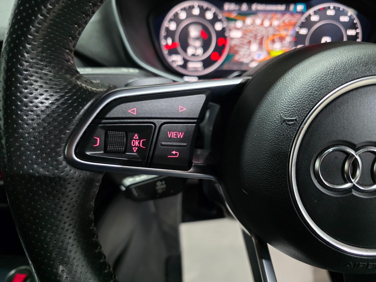 Used Audi TT 2018 for sale - 76473437: Photo 17