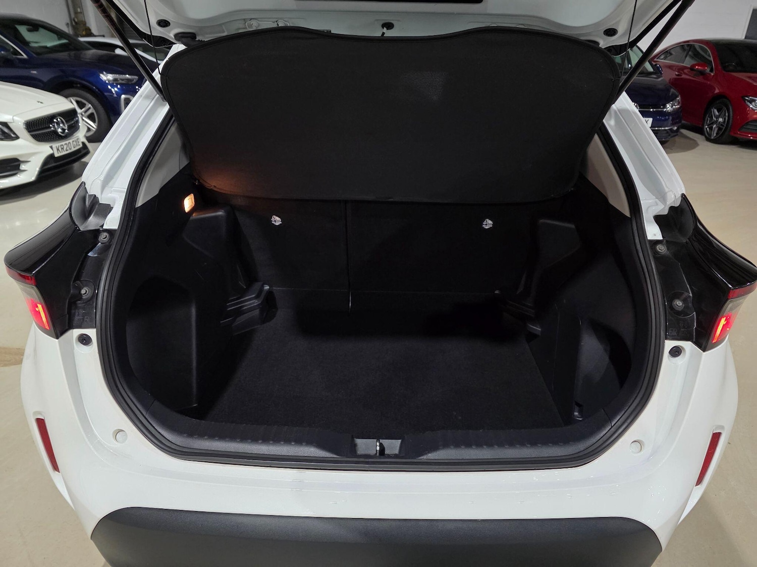 Used Toyota Yaris Cross 2022 for sale - 77191096: Photo 25