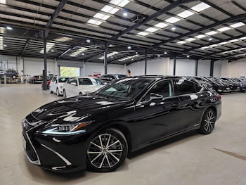 2022 (22) - 2.5 300h E-CVT Euro 6 (s/s) 4dr