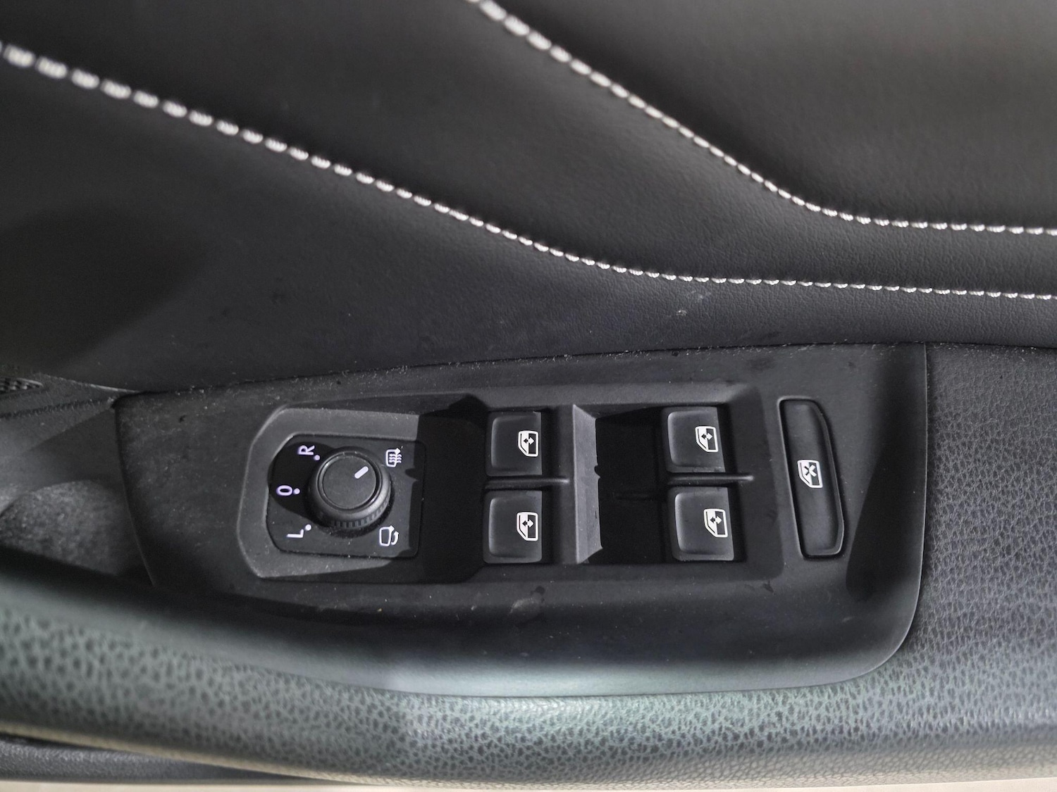 Used Volkswagen Passat 2021 for sale - 76592077: Photo 14