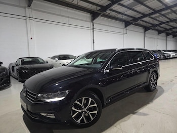 Volkswagen - Passat