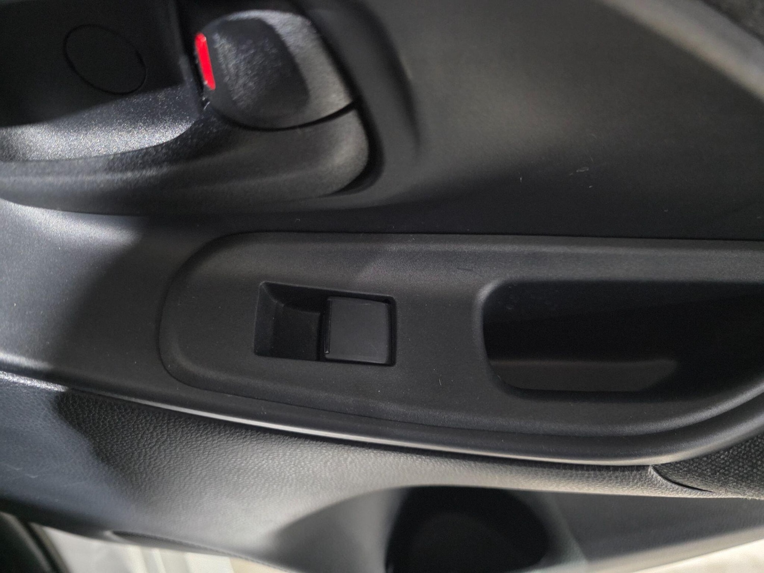 Used Toyota Yaris 2020 for sale - 76619777: Photo 20