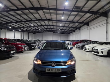 Used Volkswagen Jetta 2017 for sale - 76572839: Photo