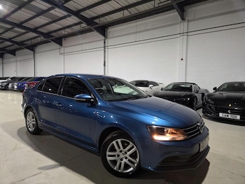 Used Volkswagen Jetta 2017 for sale - 76572839: Photo