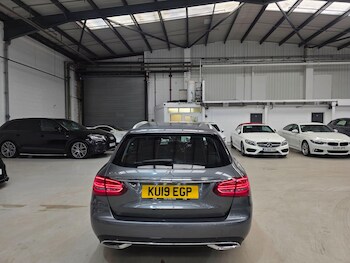 Used Mercedes-Benz C Class 2019 for sale - 78019980: Photo