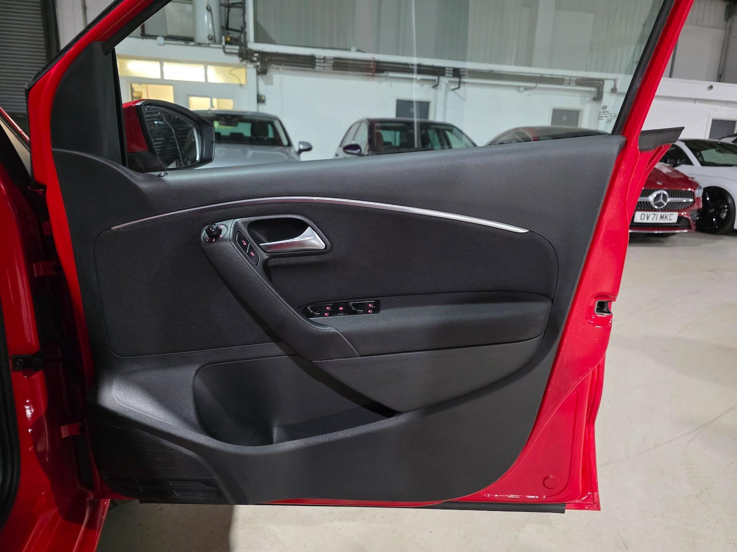 Used Volkswagen Polo 2017 for sale - 77091745: Photo 10