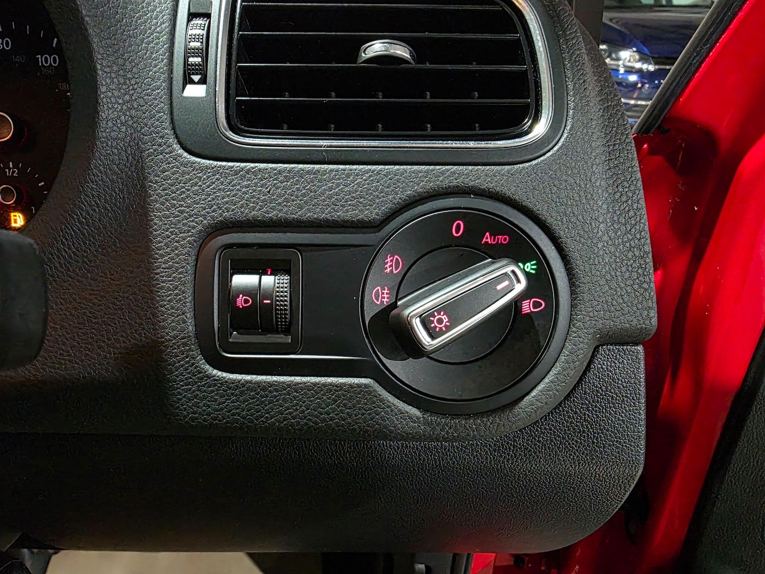 Used Volkswagen Polo 2017 for sale - 77091745: Photo 13