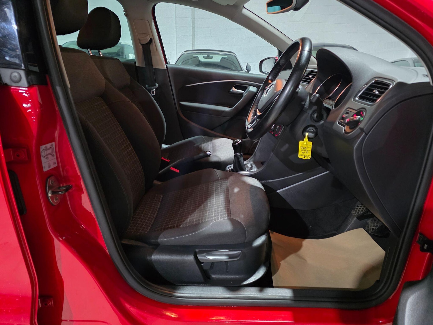 Used Volkswagen Polo 2017 for sale - 77091745: Photo 6