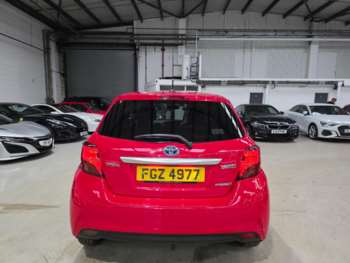 Used Toyota Yaris 2017 for sale - 74700929: Photo