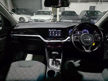 Used Kia Niro 2021 for sale - 76926928: Photo