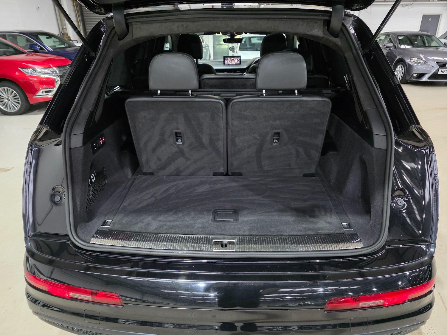 Used Audi Q7 2019 for sale - 77377239: Photo 52