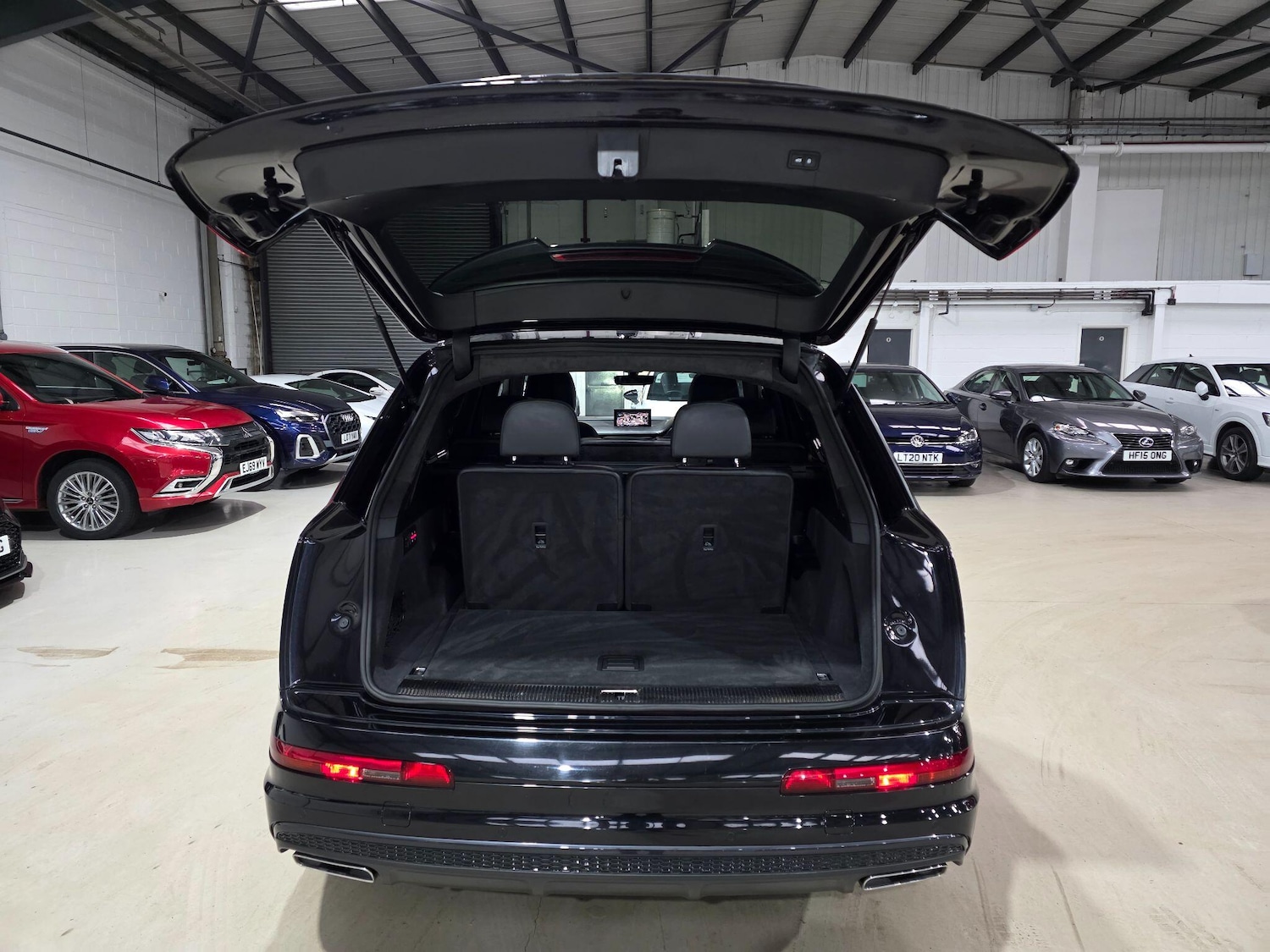 Used Audi Q7 2019 for sale - 77377239: Photo 53