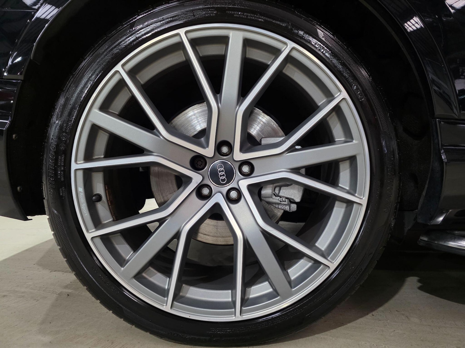 Used Audi Q7 2019 for sale - 77377239: Photo 55