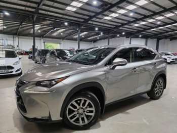 2016 (16) - 300h 2.5 Luxury 5dr CVT