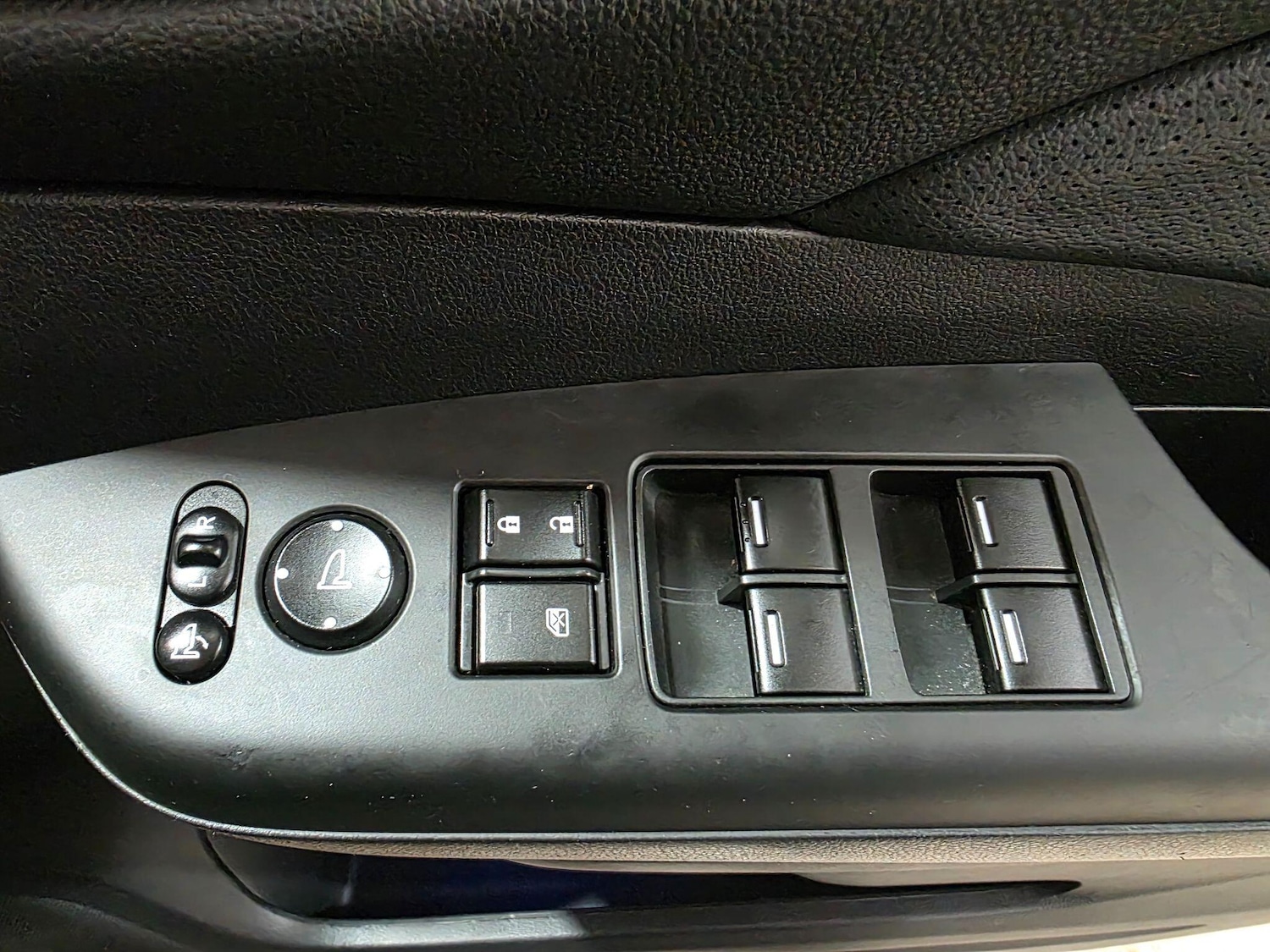 Used Honda CR-V 2018 for sale - 76701404: Photo 13