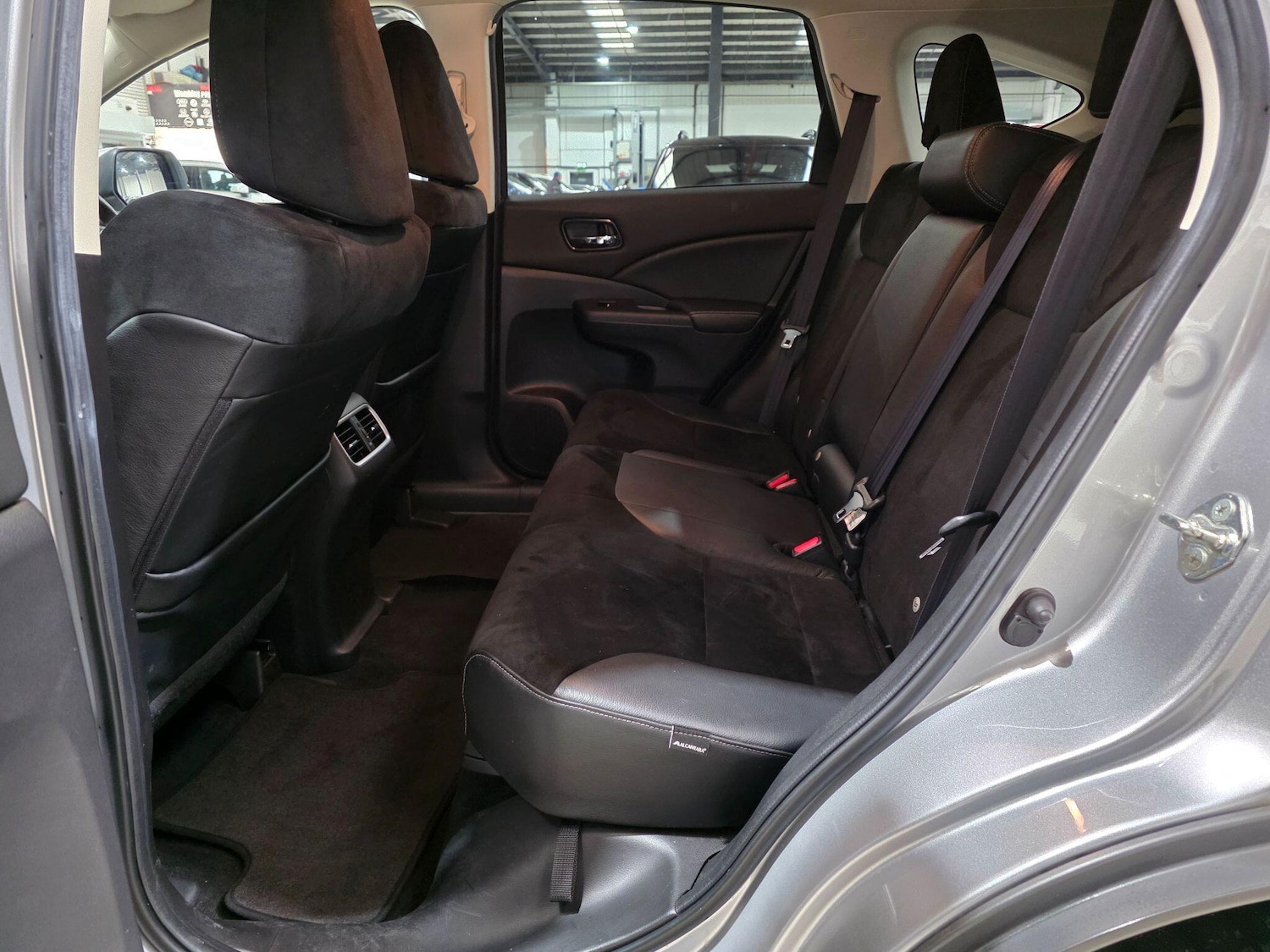 Used Honda CR-V 2018 for sale - 76701404: Photo 22