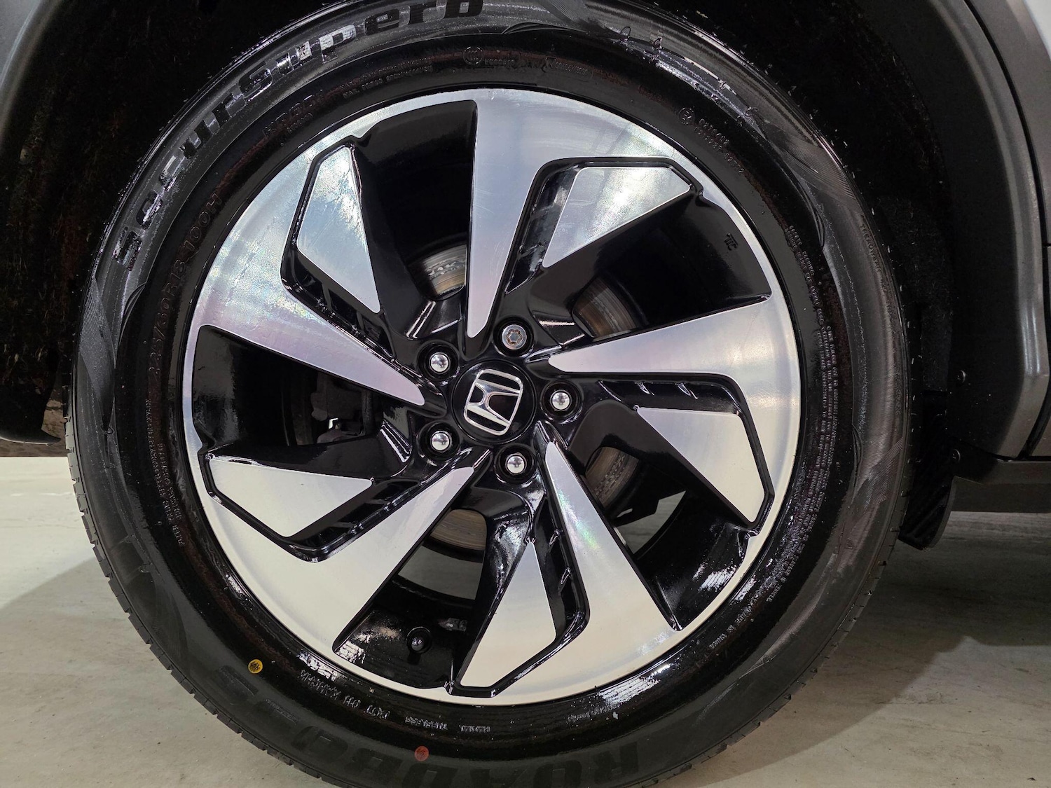 Used Honda CR-V 2018 for sale - 76701404: Photo 27