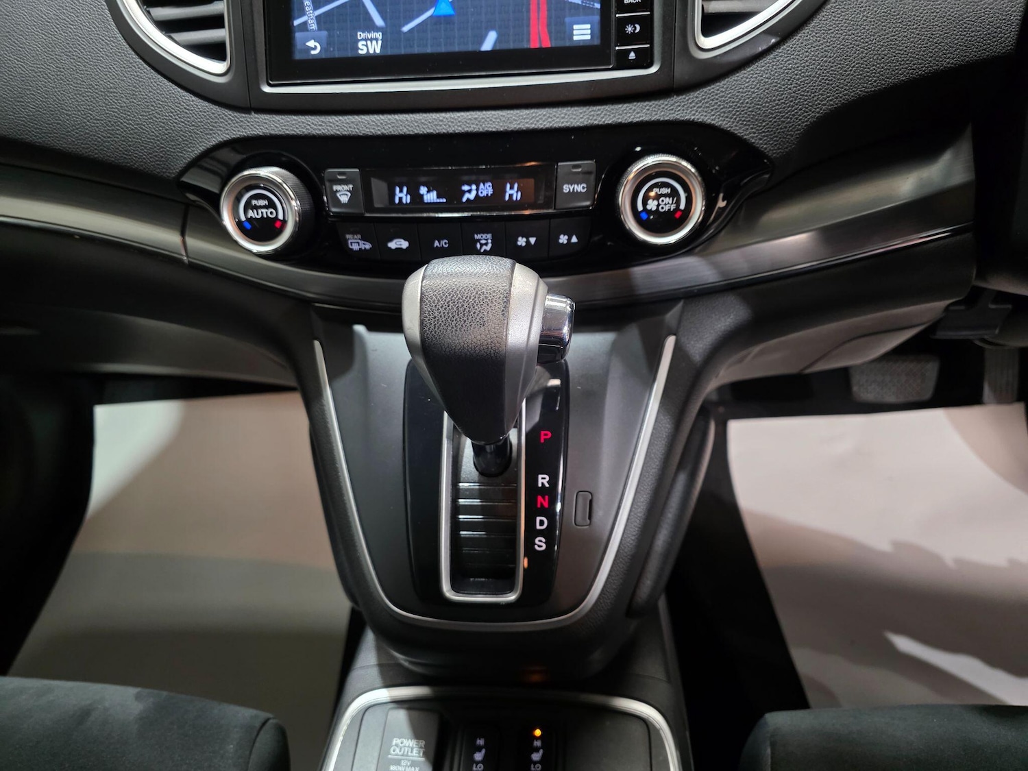 Used Honda CR-V 2018 for sale - 76701404: Photo 9